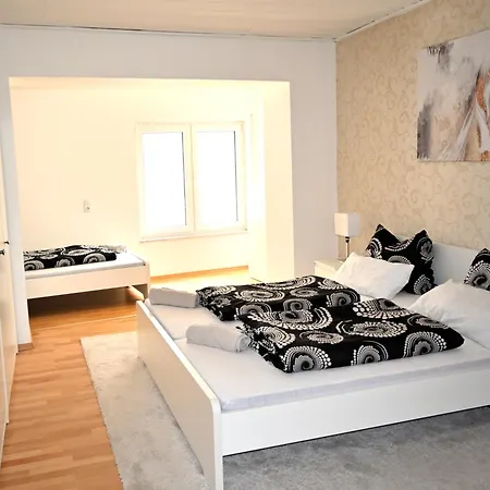 Grosses Fuer Familien Und Gruppen Wehome Classic